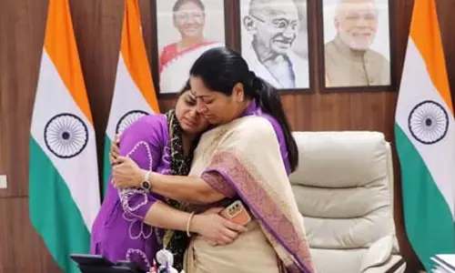 तरुण के परिवार को न्याय दिलाना हमारी सर्वोच्च प्राथमिकता है: रेखा गुप्ता तरुण के परिवार को न्याय दिलाना हमारी सर्वोच्च प्राथमिकता है: रेखा गुप्ता