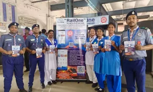 पूर्वी रेलवे ने रेलवन ऐप को लेकर चलाया जागरूकता अभियान पूर्वी रेलवे ने रेलवन ऐप को लेकर चलाया जागरूकता अभियान