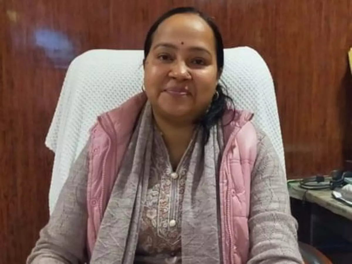 महिला अधिकारी और लिपिक फरार, शिक्षक सुसाइड केस में गिरफ्तारी जल्द महिला अधिकारी और लिपिक फरार, शिक्षक सुसाइड केस में गिरफ्तारी जल्द
