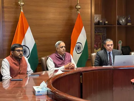 भारतीय दूतावास ने सऊदी में अपने नागरिकों को हरसंभव मदद का दिया भरोसा भारतीय दूतावास ने सऊदी में अपने नागरिकों को हरसंभव मदद का दिया भरोसा