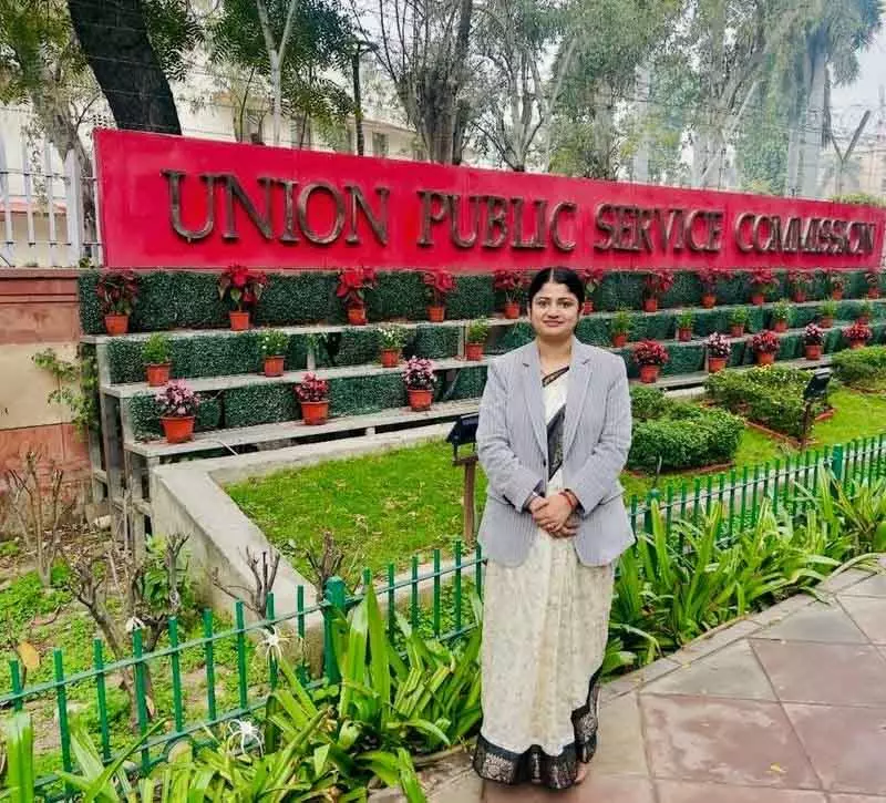 Delhi Police ACP ने सिविल सर्विस एग्जाम पास किया, पुलिस की मुश्किल ज़िंदगी को बैलेंस करते हुए Delhi Police ACP ने सिविल सर्विस एग्जाम पास किया, पुलिस की मुश्किल ज़िंदगी को बैलेंस करते हुए