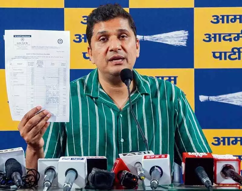 भाजपा सरकार ने एक साल में Delhi को कर्ज में धकेल दिया: भारद्वाज भाजपा सरकार ने एक साल में Delhi को कर्ज में धकेल दिया: भारद्वाज
