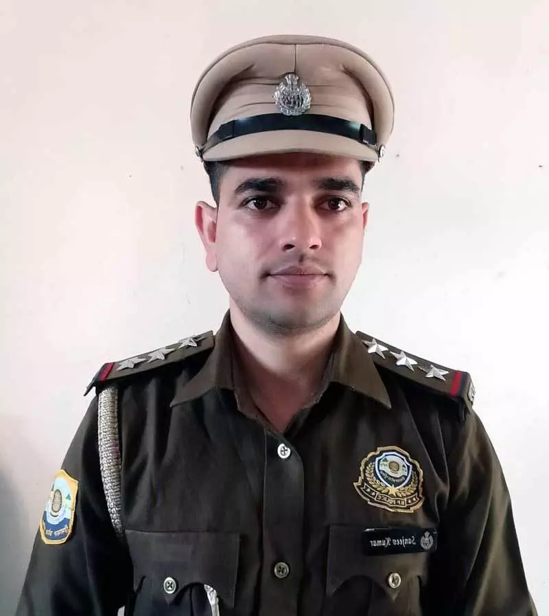 Nurpur के संजीव ने सिविल सेवा परीक्षा पास की Nurpur के संजीव ने सिविल सेवा परीक्षा पास की