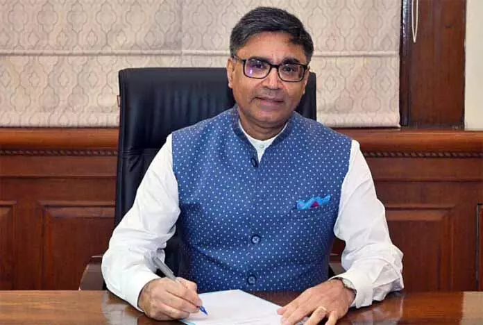 ईरान में छात्रों को अलग-अलग चरणों में भेजा जा रहा: मिसरी ने JKSA से कहा ईरान में छात्रों को अलग-अलग चरणों में भेजा जा रहा: मिसरी ने JKSA से कहा