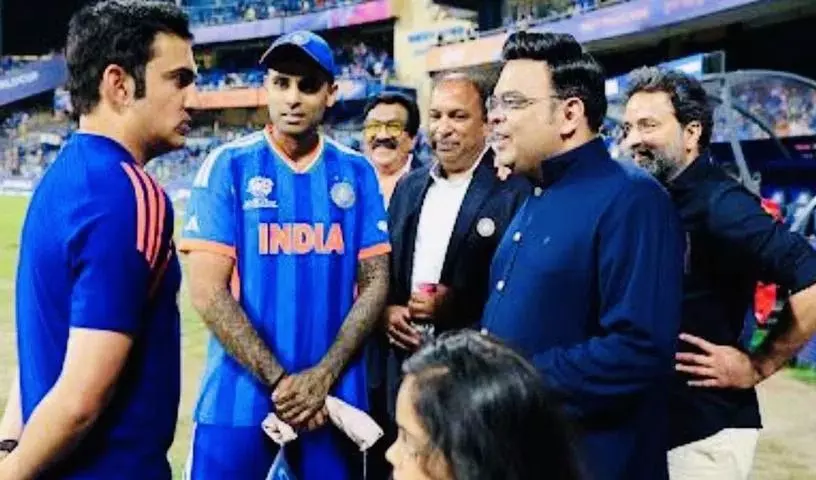 गौतम गंभीर ने T20 World Cup जीत द्रविड़ और लक्ष्मण को समर्पित की गौतम गंभीर ने T20 World Cup जीत द्रविड़ और लक्ष्मण को समर्पित की