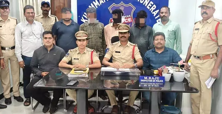Khammam में 66 लाख रुपये के बीमा के लिए एक व्यक्ति की हत्या Khammam में 66 लाख रुपये के बीमा के लिए एक व्यक्ति की हत्या