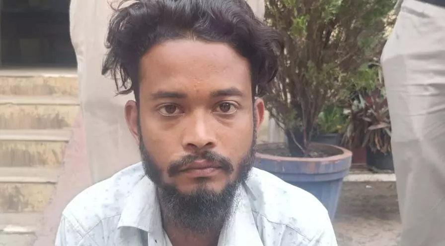 कॉलोनी की लड़की को भगाया और किया रेप, फिर धमकी देकर फरार हुआ आरोपी गिरफ्तार कॉलोनी की लड़की को भगाया और किया रेप, फिर धमकी देकर फरार हुआ आरोपी गिरफ्तार