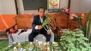 Retired अधिकारी ने पारंपरिक ‘चेंगही’ शैम्पू को बनाया सफल बिज़नेस Retired अधिकारी ने पारंपरिक ‘चेंगही’ शैम्पू को बनाया सफल बिज़नेस