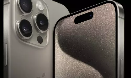 iPhone रास्ते में मिलने पर बच्चों ने पुलिस अंकल को दिया, जमकर हो रही तारीफ iPhone रास्ते में मिलने पर बच्चों ने पुलिस अंकल को दिया, जमकर हो रही तारीफ