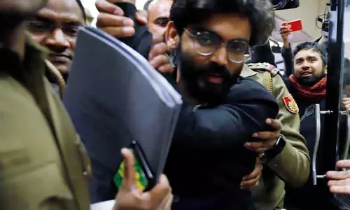 2020 Delhi riots: कोर्ट ने शरजील इमाम को 10 दिन की अंतरिम ज़मानत दी 2020 Delhi riots: कोर्ट ने शरजील इमाम को 10 दिन की अंतरिम ज़मानत दी