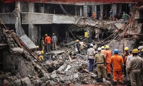 Gurugram में निर्माणाधीन दीवार गिरने से 7 लोगों की मौत, 4 की हालत गंभीर