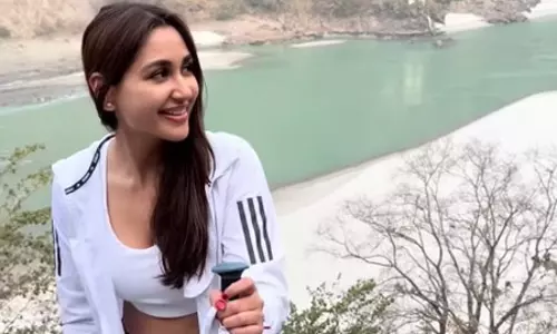 निकिता दत्ता ने ऋषिकेश में ट्रेकिंग के लिए परिवार के साथ जाने की दी सलाह निकिता दत्ता ने ऋषिकेश में ट्रेकिंग के लिए परिवार के साथ जाने की दी सलाह