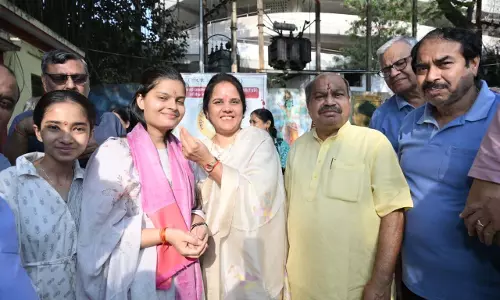 वैभवी अग्रवाल की UPSC परीक्षा में सफलता युवाओं के लिए सफल होने प्रेरणा शक्ति का कार्य करेगी : महापौर मीनल वैभवी अग्रवाल की UPSC परीक्षा में सफलता युवाओं के लिए सफल होने प्रेरणा शक्ति का कार्य करेगी : महापौर मीनल