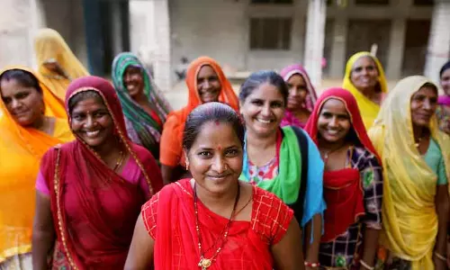 जस्टिस प्रिया सूद को Phagwara में महिलाओं को प्रेरित करने के लिए सम्मानित किया गया जस्टिस प्रिया सूद को Phagwara में महिलाओं को प्रेरित करने के लिए सम्मानित किया गया