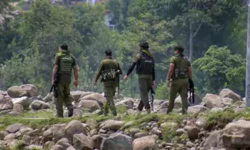 Rajouri में नदी पार करने की एक्सरसाइज के दौरान सैनिक लापता