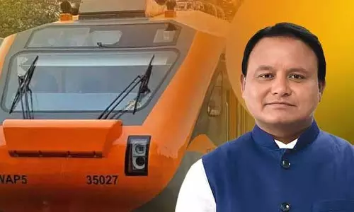 Odisha CM ने नई अमृत भारत ट्रेन सेवा के लिए प्रधानमंत्री और रेल मंत्री को धन्यवाद दिया Odisha CM ने नई अमृत भारत ट्रेन सेवा के लिए प्रधानमंत्री और रेल मंत्री को धन्यवाद दिया