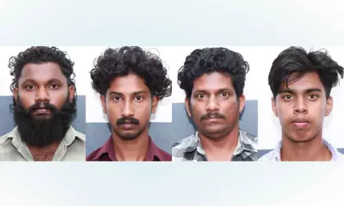 Kerala : अनमंगद पूरम के दौरान मारपीट के आरोप में चार गिरफ्तार Kerala : अनमंगद पूरम के दौरान मारपीट के आरोप में चार गिरफ्तार