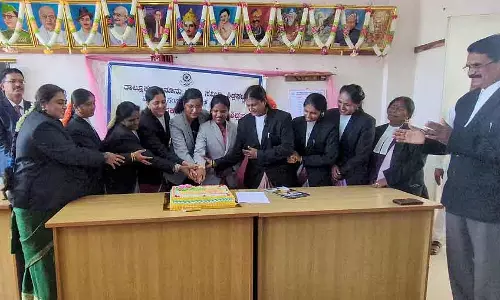 लड़की परिवार पर बोझ नहीं है: Sukanya लड़की परिवार पर बोझ नहीं है: Sukanya