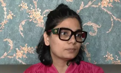 आपत्तिजनक पोस्ट मामले में भोजपुरी एक्ट्रेस को राहत, सुप्रीम कोर्ट ने नेहा सिंह राठौर को दी अग्रिम जमानत आपत्तिजनक पोस्ट मामले में भोजपुरी एक्ट्रेस को राहत, सुप्रीम कोर्ट ने नेहा सिंह राठौर को दी अग्रिम जमानत