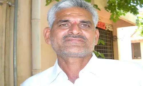 Senior Congress नेता ने राजापेट में चेन लिंक तालाबों को भरने की मांग की Senior Congress नेता ने राजापेट में चेन लिंक तालाबों को भरने की मांग की