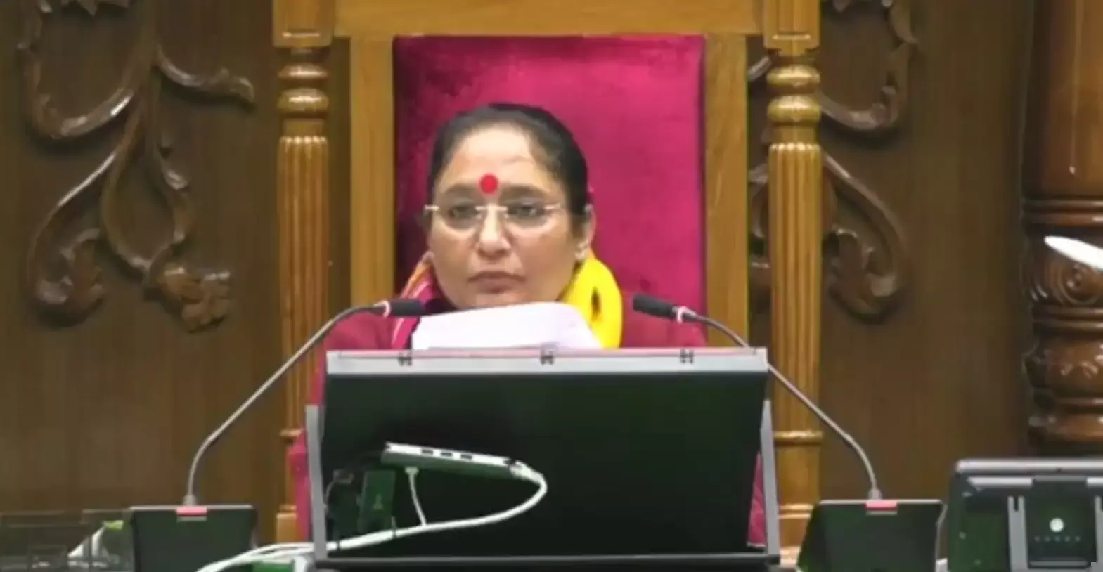 Bhararisain: देवभूमि में परिवार विधेयक, महिला नेतृत्व को मिलेगा अधिकार Bhararisain: देवभूमि में परिवार विधेयक, महिला नेतृत्व को मिलेगा अधिकार