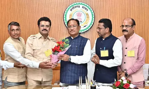 इंद्रावती नदी पर बैराज की स्वीकृति पर जगदलपुर नगर निगम के प्रतिनिधिमंडल ने मुख्यमंत्री का जताया आभार इंद्रावती नदी पर बैराज की स्वीकृति पर जगदलपुर नगर निगम के प्रतिनिधिमंडल ने मुख्यमंत्री का जताया आभार