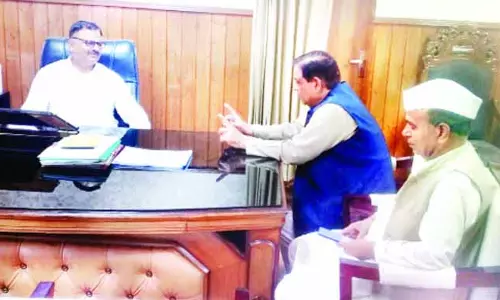 Former MLC ने राणा के समक्ष सिंचाई परियोजना का मुद्दा उठाया Former MLC ने राणा के समक्ष सिंचाई परियोजना का मुद्दा उठाया