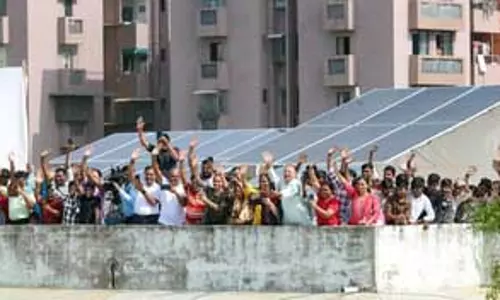 पीएम सूर्य घर योजना को मिली रफ्तार, लगाए गए 25 लाख से ज्यादा रूफटॉप सोलर सिस्टम पीएम सूर्य घर योजना को मिली रफ्तार, लगाए गए 25 लाख से ज्यादा रूफटॉप सोलर सिस्टम