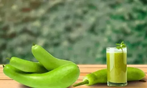 रोज़ाना खाली पेट लौकी का जूस पीने से होते हैं ये Benefits रोज़ाना खाली पेट लौकी का जूस पीने से होते हैं ये Benefits