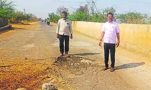 Karnataka : नहर पुल खतरे के कगार पर