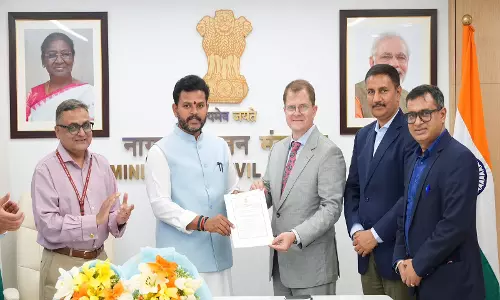 नागरिक उड्डयन मंत्री राममोहन नायडू ने नोएडा इंटरनेशनल एयरपोर्ट को DGCA एयरोड्रम लाइसेंस सौंपा