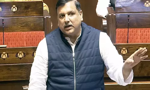 पश्चिम एशिया संकट पर Sanjay Singh का नोटिस, ऊर्जा सुरक्षा को लेकर चिंता जताई