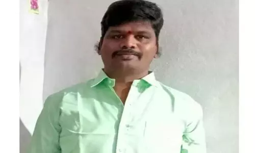 कर्ज के कारण हथकरघा मजदूर ने suicide कर ली कर्ज के कारण हथकरघा मजदूर ने suicide कर ली