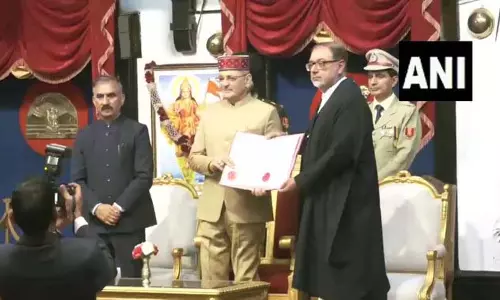 कविंदर गुप्ता ने राज्यपाल के तौर पर शपथ ली, शिमला में हुआ औपचारिक समारोह कविंदर गुप्ता ने राज्यपाल के तौर पर शपथ ली, शिमला में हुआ औपचारिक समारोह
