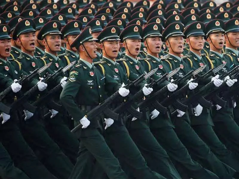 दुनिया में उथल-पुथल के बीच China ने रक्षा खर्च बढ़ाया दुनिया में उथल-पुथल के बीच China ने रक्षा खर्च बढ़ाया