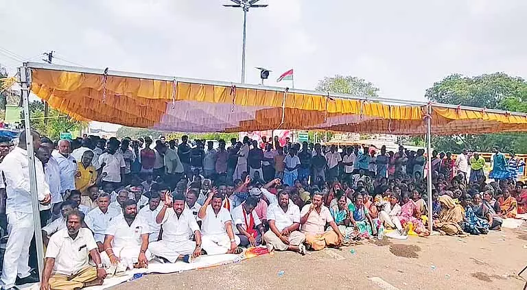 शिवगंगा कस्टोडियल डेथ, AIADMK ने सरकार से जवाब मांगा शिवगंगा कस्टोडियल डेथ, AIADMK ने सरकार से जवाब मांगा