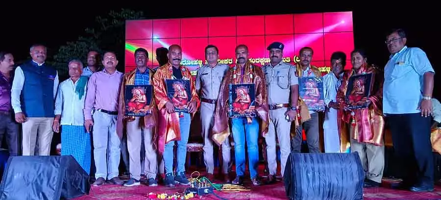 शांतिपूर्ण समाज बनाने में पुलिस की भूमिका महत्वपूर्ण है: Gautam Marilingowda शांतिपूर्ण समाज बनाने में पुलिस की भूमिका महत्वपूर्ण है: Gautam Marilingowda