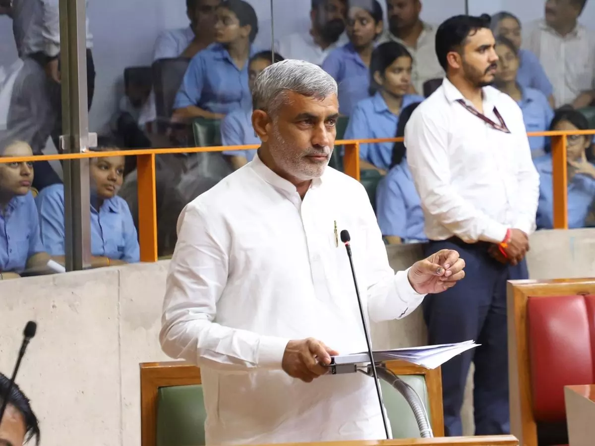 Loharu: राजबीर फरटिया ने विधानसभा में सरकार से मांगा ₹435 करोड़ Loharu: राजबीर फरटिया ने विधानसभा में सरकार से मांगा ₹435 करोड़