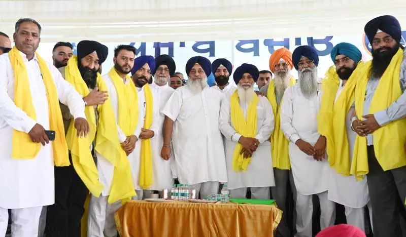 होशियारपुर पुनर सुरजीत के नेता SAD में वापस होशियारपुर पुनर सुरजीत के नेता SAD में वापस