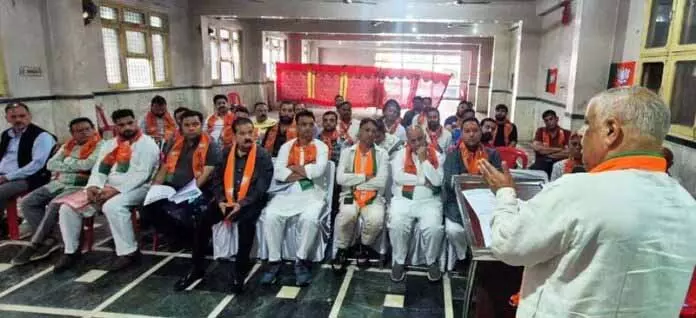 ट्रेनिंग से BJP कैडर में विचारधारा और अनुशासन मजबूत होता है: Ashok Kaul ट्रेनिंग से BJP कैडर में विचारधारा और अनुशासन मजबूत होता है: Ashok Kaul