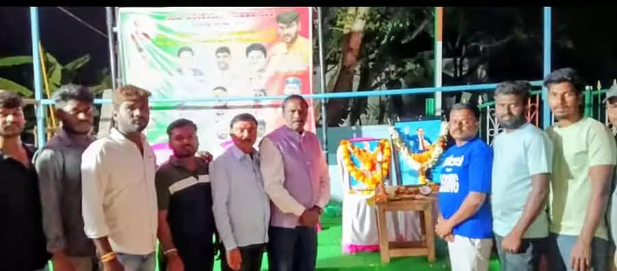 आइए विवेकानंद के आदर्शों का पालन करें: BC Shivanna आइए विवेकानंद के आदर्शों का पालन करें: BC Shivanna