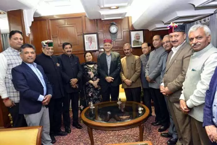 राज्यपाल (नामित) Kavinder Gupta शिमला पहुंचे, उनका गर्मजोशी से स्वागत किया गया राज्यपाल (नामित) Kavinder Gupta शिमला पहुंचे, उनका गर्मजोशी से स्वागत किया गया