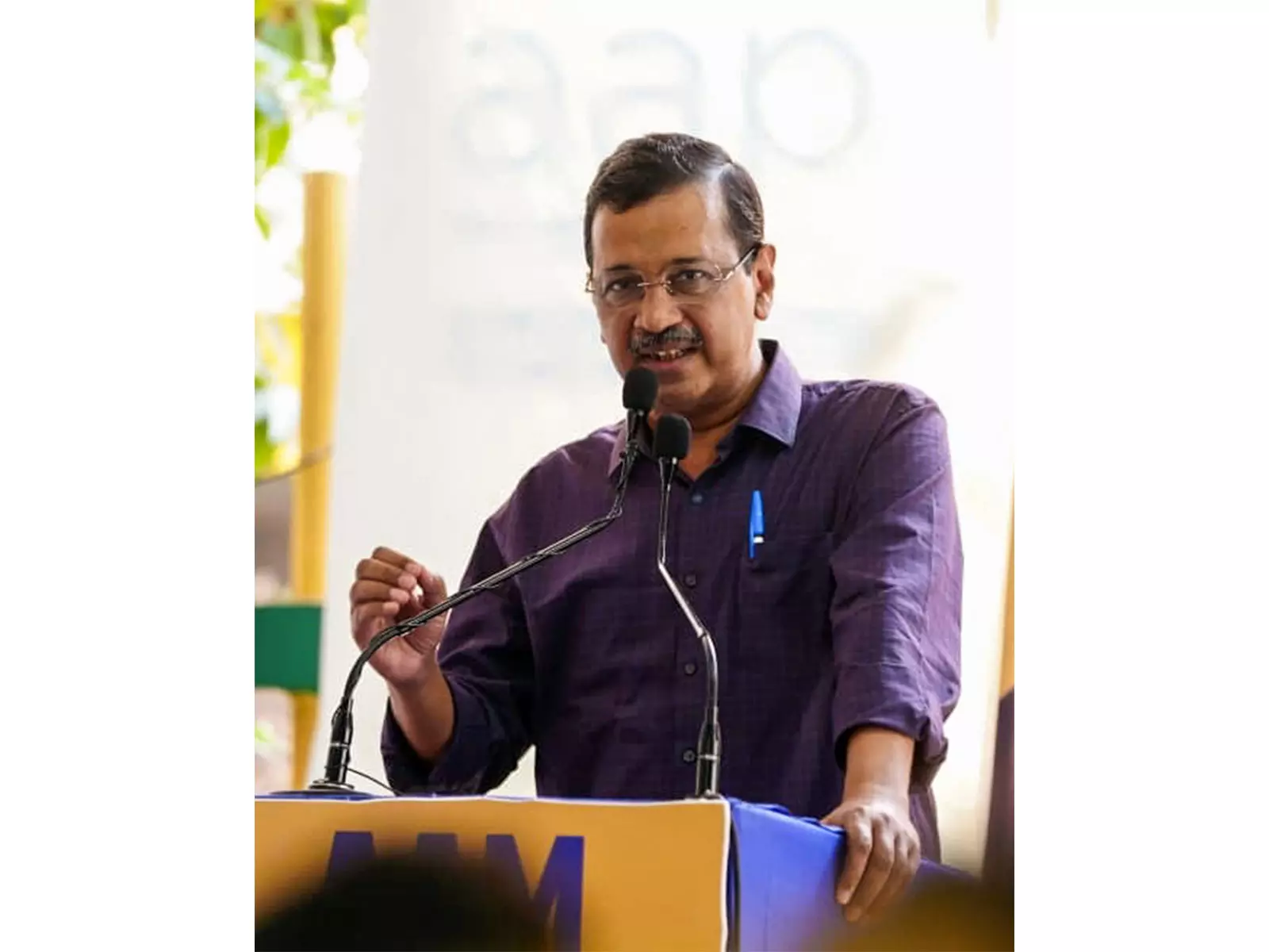 मोदी जी ट्रंप के सामने झुक गए: अरविंद केजरीवाल का दावा—पूरे देश में LPG सप्लाई प्रभावित मोदी जी ट्रंप के सामने झुक गए: अरविंद केजरीवाल का दावा—पूरे देश में LPG सप्लाई प्रभावित