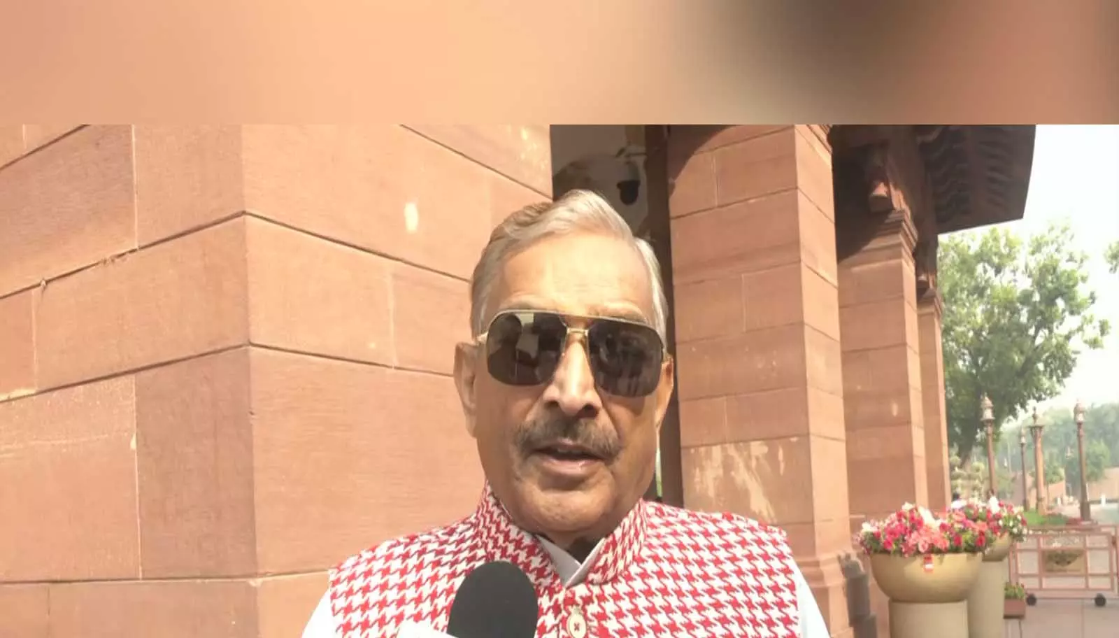 पश्चिम एशिया संघर्ष के बीच LPG की कमी के लिए केंद्र पूरी तरह ज़िम्मेदार: प्रमोद तिवारी पश्चिम एशिया संघर्ष के बीच LPG की कमी के लिए केंद्र पूरी तरह ज़िम्मेदार: प्रमोद तिवारी