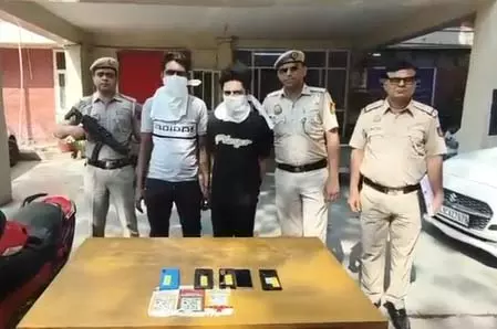 पुलिस ने स्नैचिंग के मामले को सुलझाया, दो शातिर बदमाश गिरफ्तार पुलिस ने स्नैचिंग के मामले को सुलझाया, दो शातिर बदमाश गिरफ्तार