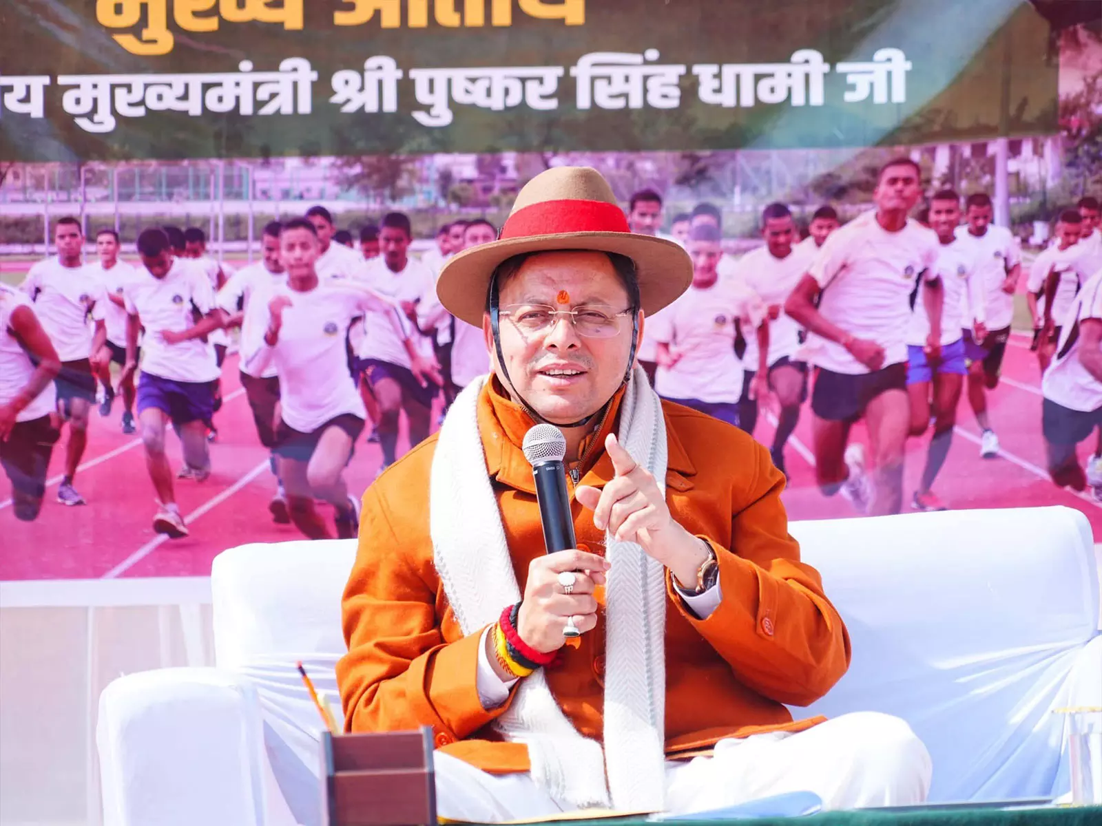 उत्तराखंड के CM ने अग्निवीर कैडेट्स से बातचीत की, कहा—राज्य कई क्षेत्रों में अग्रणी के रूप में उभर रहा उत्तराखंड के CM ने अग्निवीर कैडेट्स से बातचीत की, कहा—राज्य कई क्षेत्रों में अग्रणी के रूप में उभर रहा
