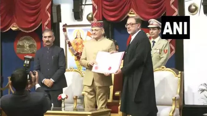 कविंदर गुप्ता ने राज्यपाल के तौर पर शपथ ली, शिमला में हुआ औपचारिक समारोह कविंदर गुप्ता ने राज्यपाल के तौर पर शपथ ली, शिमला में हुआ औपचारिक समारोह