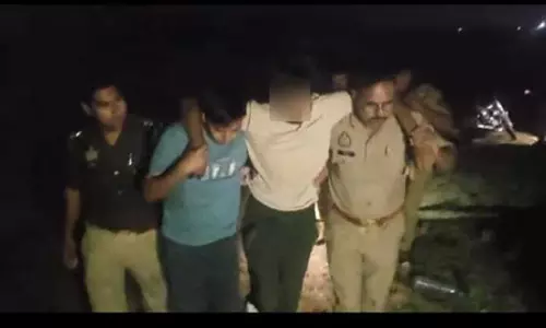 पुलिस ने मुठभेड़ के बाद 3 शातिर अपराधियों को किया गिरफ्तार पुलिस ने मुठभेड़ के बाद 3 शातिर अपराधियों को किया गिरफ्तार