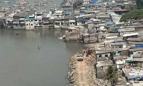 Mumbai : कफ परेड के लोग 15 मार्च को तटीय अतिक्रमण और अवैध कब्जे के खिलाफ विरोध प्रदर्शन करेंगे Mumbai : कफ परेड के लोग 15 मार्च को तटीय अतिक्रमण और अवैध कब्जे के खिलाफ विरोध प्रदर्शन करेंगे