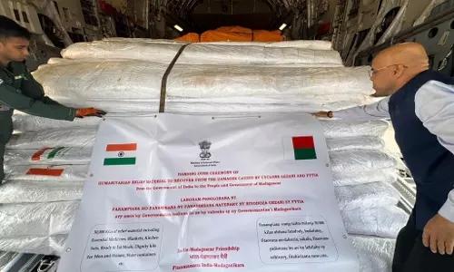 भारत ने चक्रवात प्रभावित मेडागास्कर को मेडिकल सहायता और राहत सामग्री भेजी भारत ने चक्रवात प्रभावित मेडागास्कर को मेडिकल सहायता और राहत सामग्री भेजी
